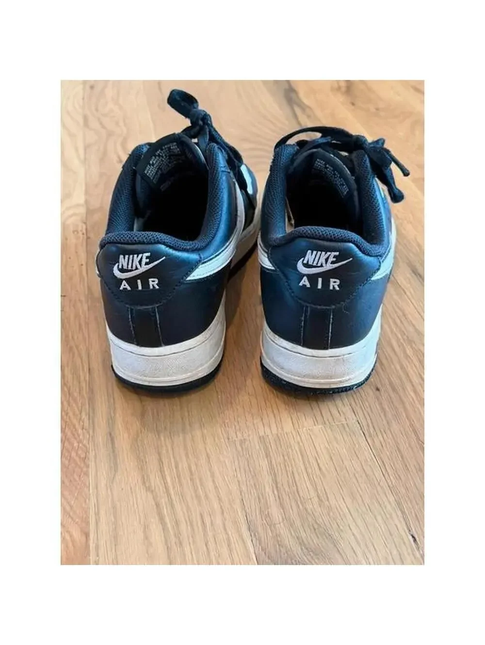 Nike Air Force 1 “07” panda men’s size 8 - read